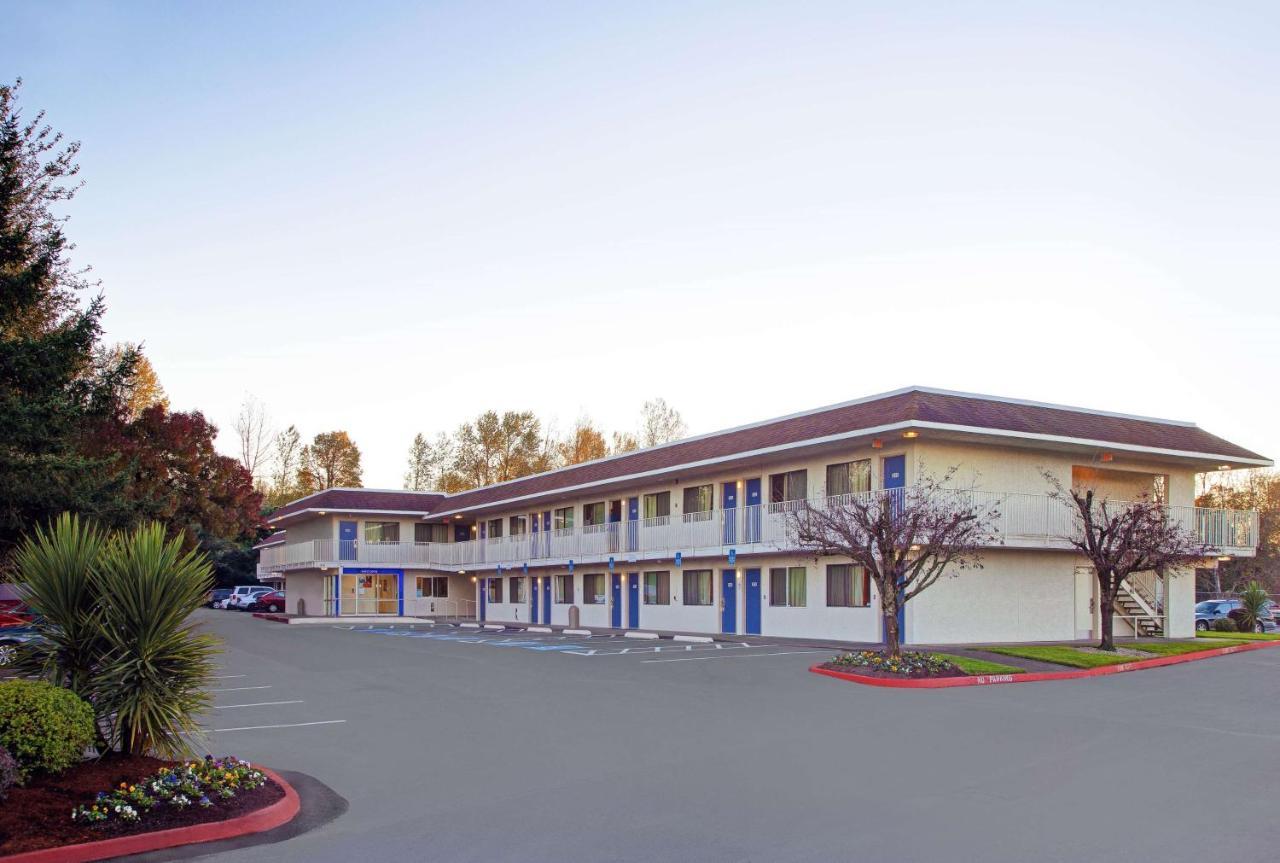 Motel 6-Troutdale, Or - Portland East Εξωτερικό φωτογραφία