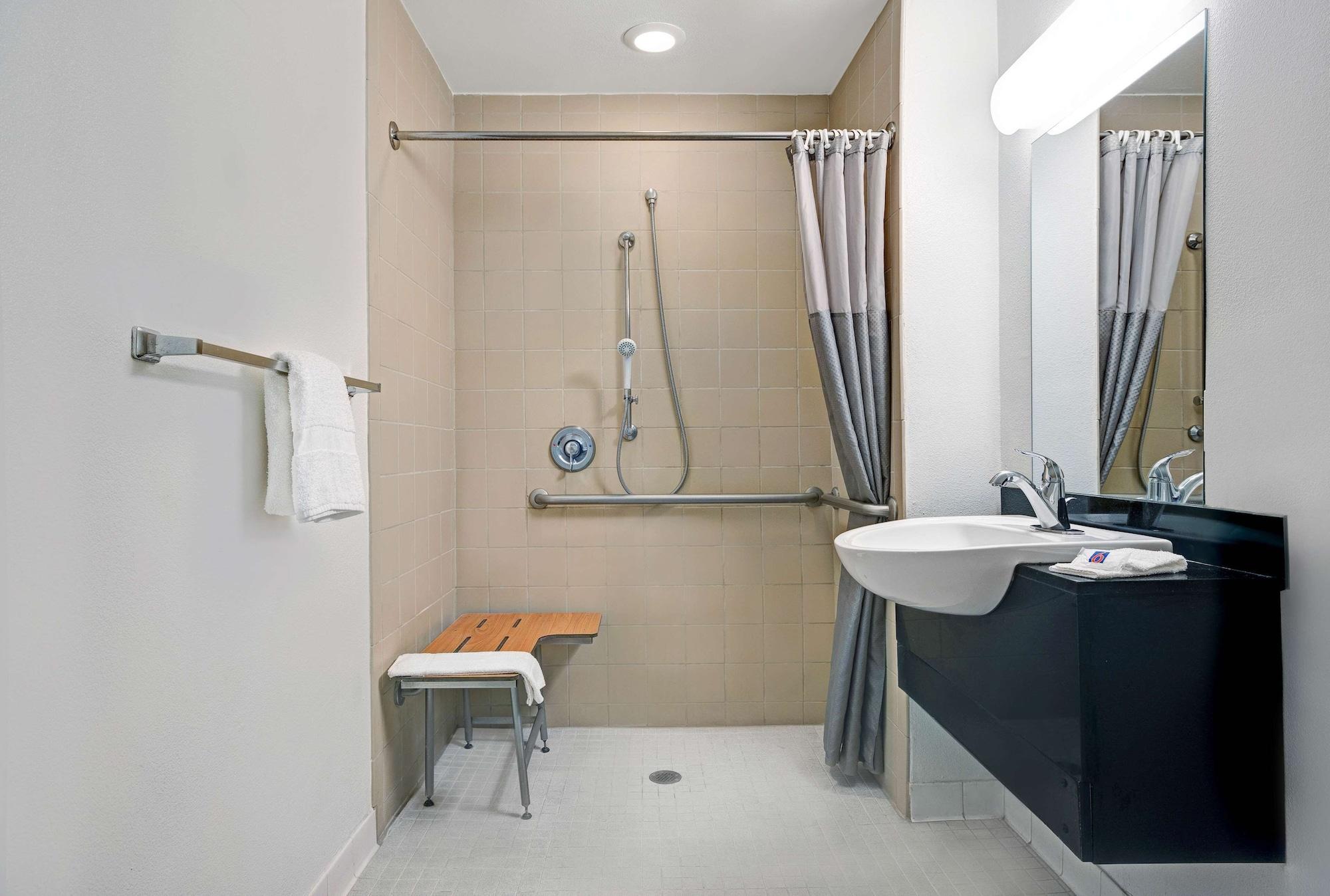 Motel 6-Troutdale, Or - Portland East Εξωτερικό φωτογραφία
