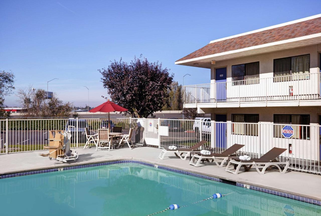Motel 6-Troutdale, Or - Portland East Εξωτερικό φωτογραφία
