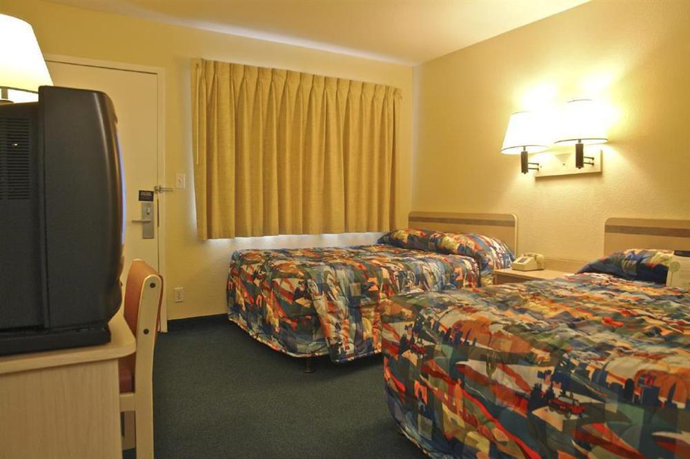 Motel 6-Troutdale, Or - Portland East Δωμάτιο φωτογραφία